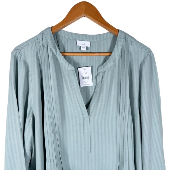 J. Jill Pintuck V-Neck Tunic Top M Sage Green Minimalist - Picture 2 of 11